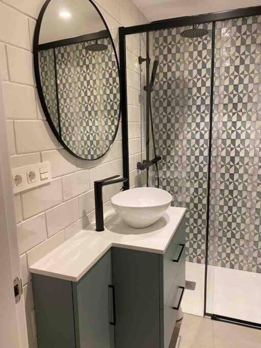 Apartamento A Estrenar En Centro Gijon. Fibra-Tv エクステリア 写真