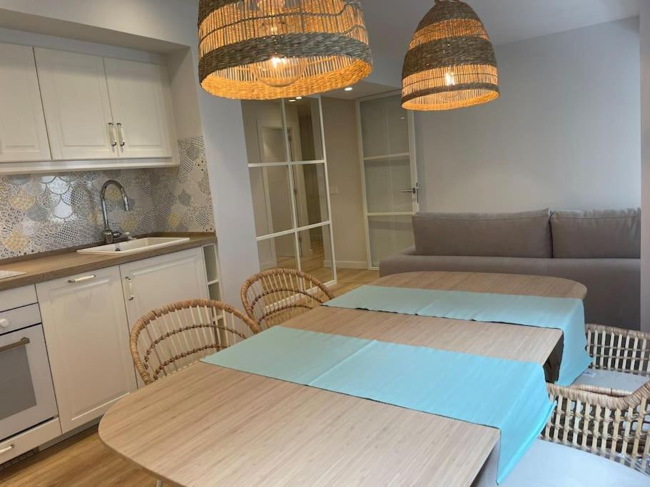Apartamento A Estrenar En Centro Gijon. Fibra-Tv エクステリア 写真