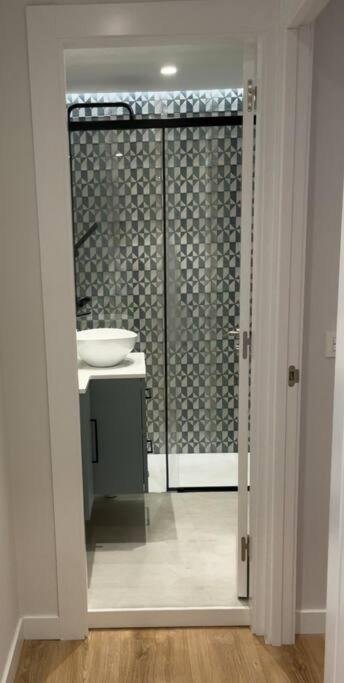 Apartamento A Estrenar En Centro Gijon. Fibra-Tv エクステリア 写真
